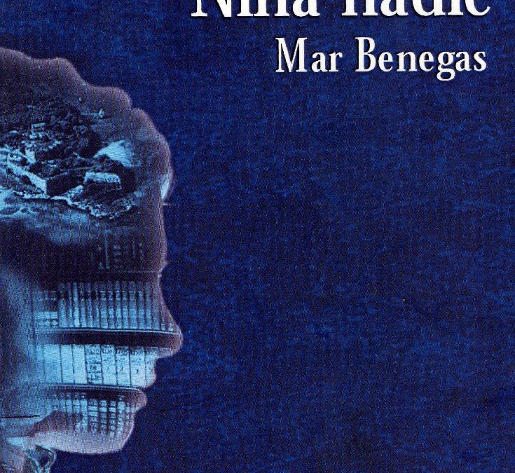 Niña pluma niña nadie